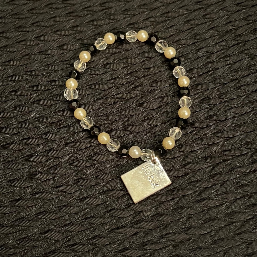Mary Kay beaded bracelet